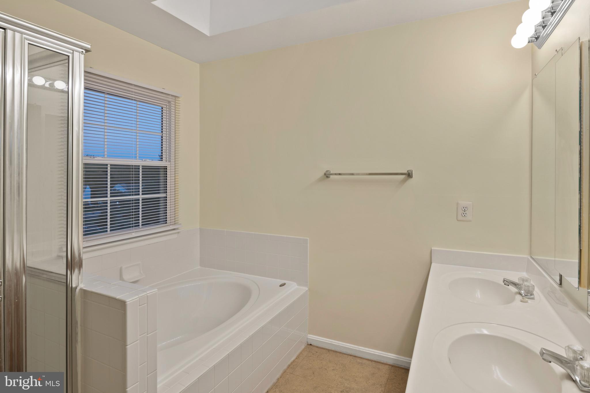 7533 Moraine Drive Hanover, MD 21076 - Photo 23 of 29 Primary Bathroom