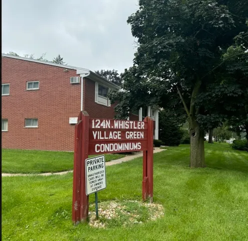 $99,900 | 124 North Whistler Avenue, Unit C4, Freeport, IL 61032