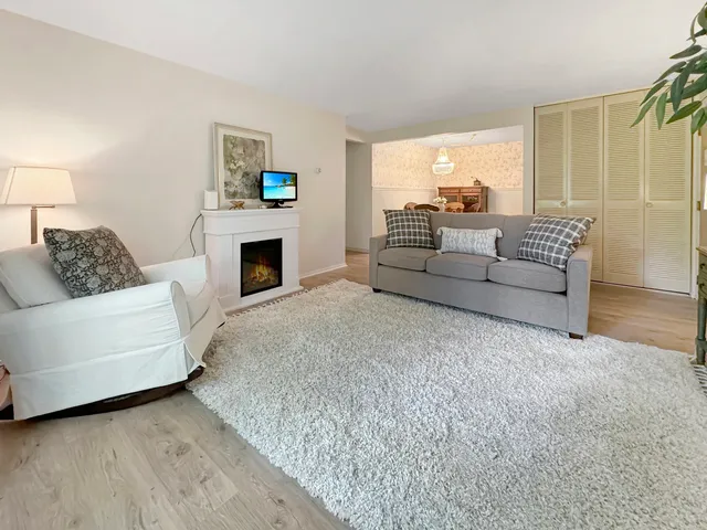 $99,900 | 124 North Whistler Avenue, Unit C4, Freeport, IL 61032