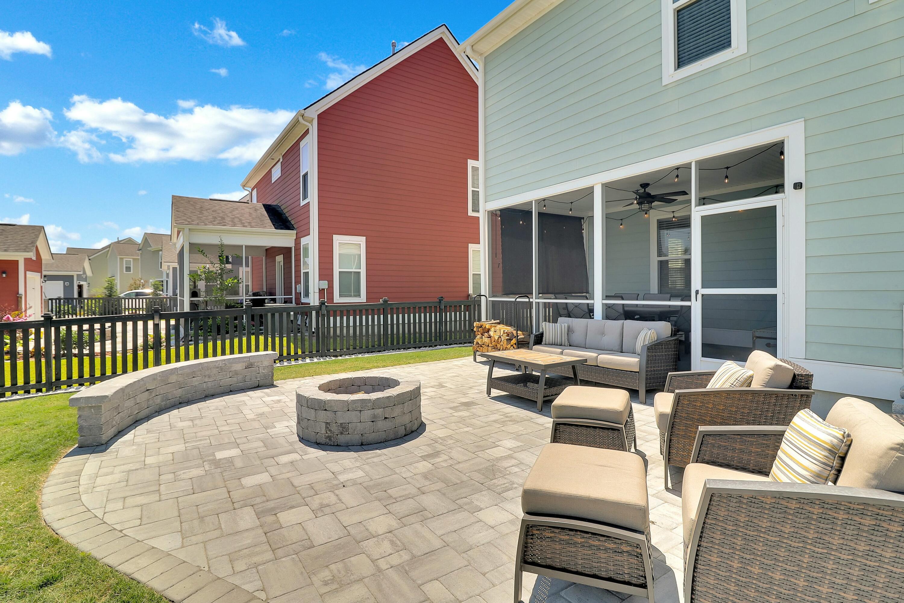 2842 Rutherford Way Charleston, SC 29414 - Photo 6 of 35 Backyard