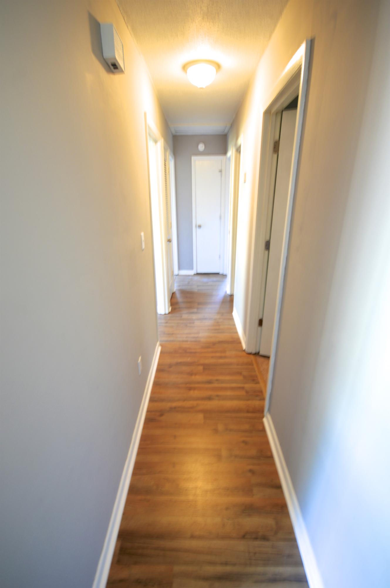 1539 Seacroft Road Charleston, SC 29412 - Photo 8 of 20 DSC_0019