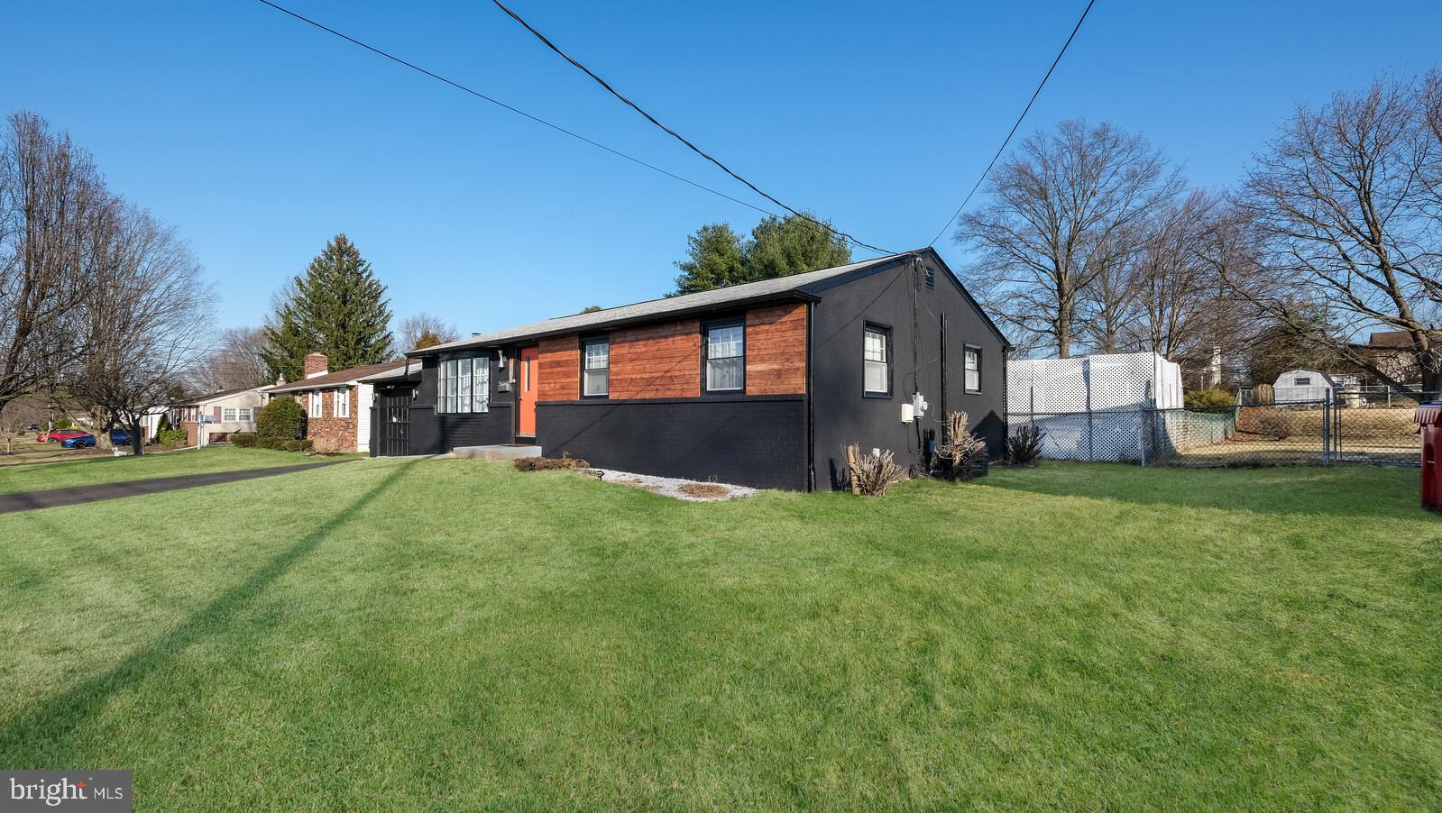 785 Valley Road Warminster, PA 18974 - Photo 3 of 30 Gallery Image 3