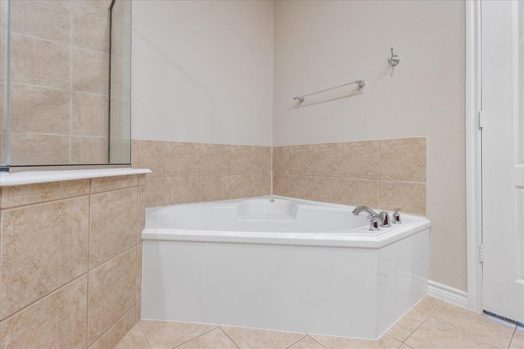 15765 Seabolt Place, Unit 41 Addison, TX 75001 - Photo 29 of 31