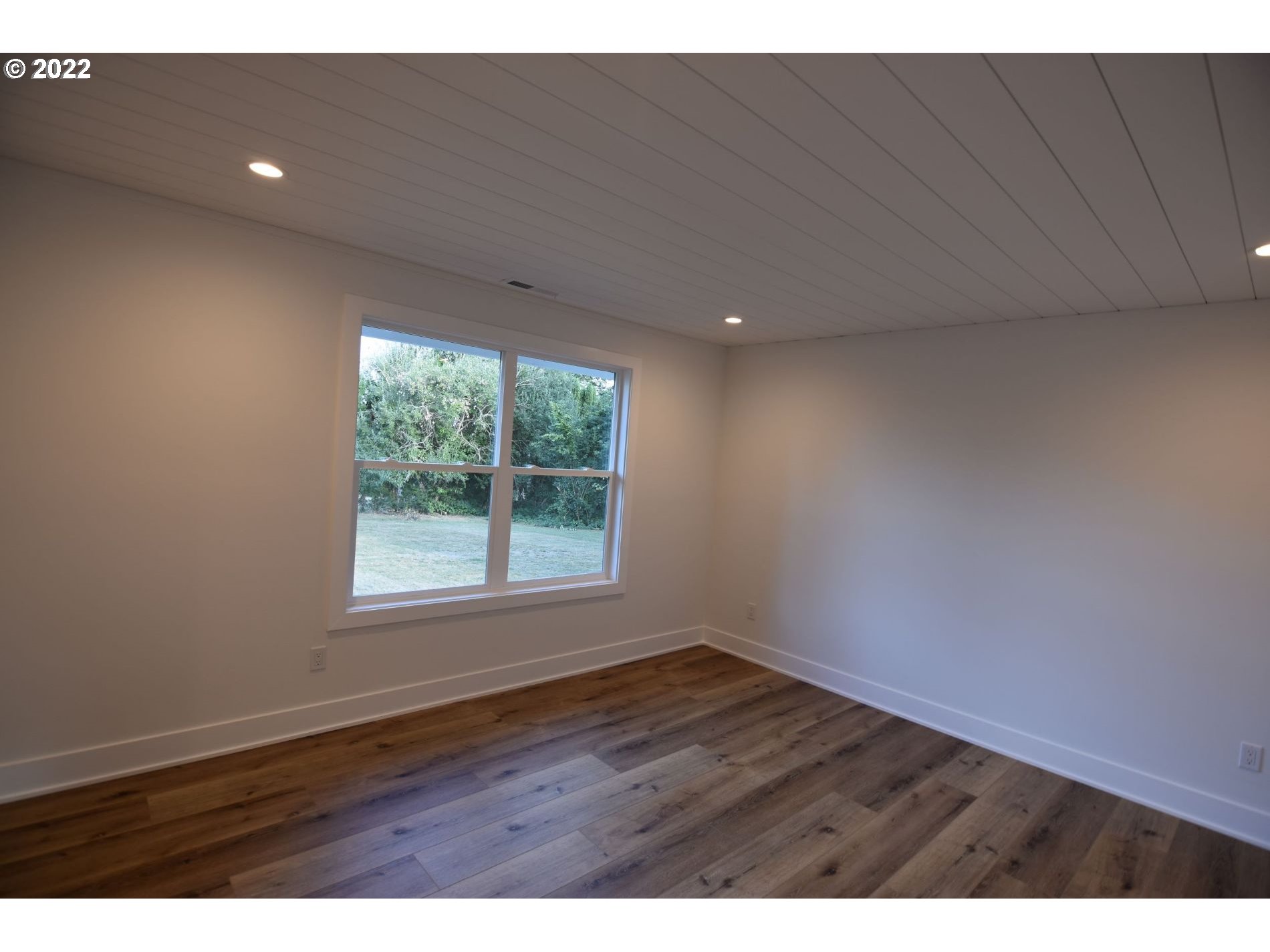 21600 Northeast Sunnycrest Road Newberg, OR 97132 - Photo 13 of 22 Gallery Image 13