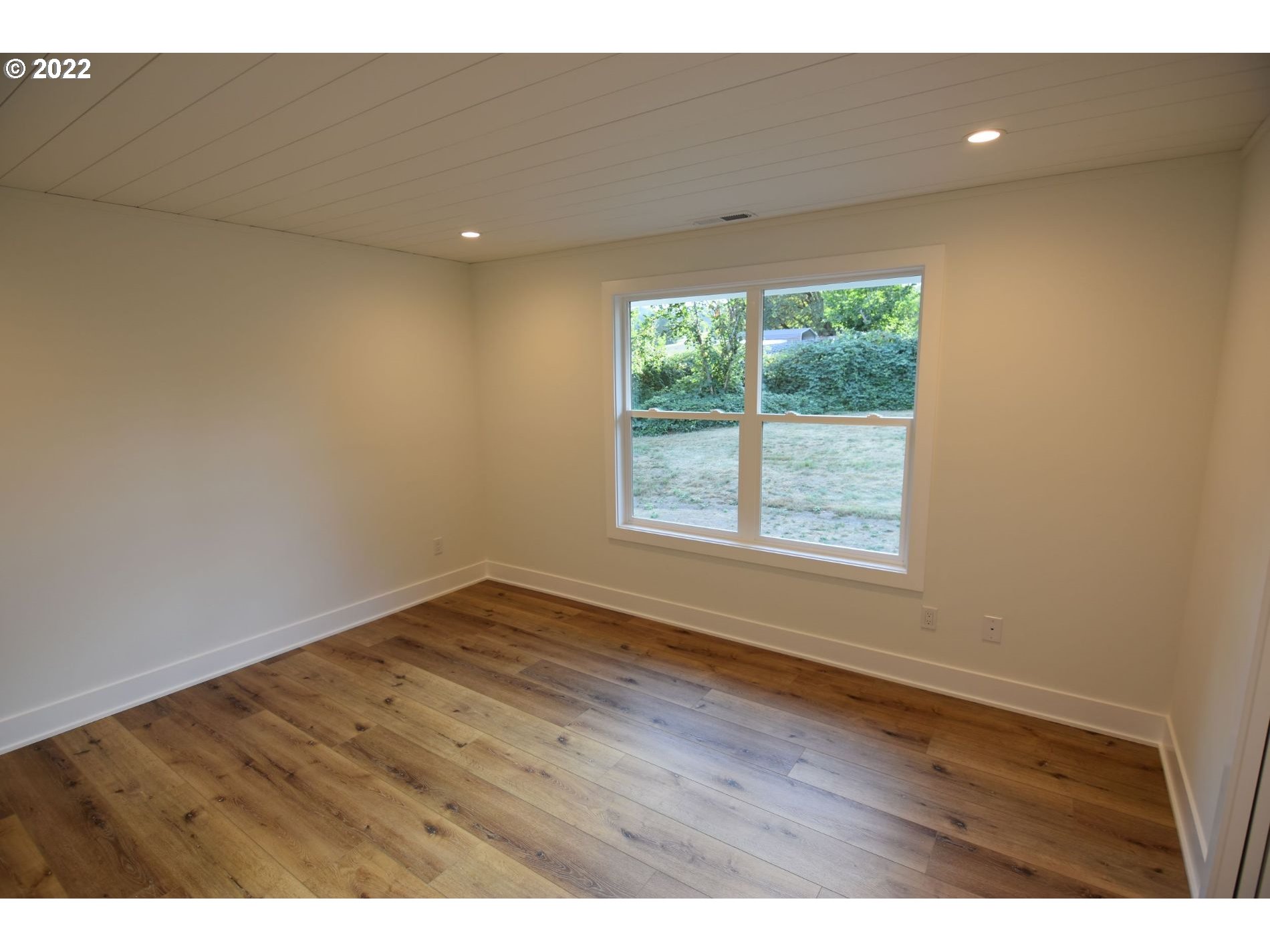 21600 Northeast Sunnycrest Road Newberg, OR 97132 - Photo 14 of 22 Gallery Image 14