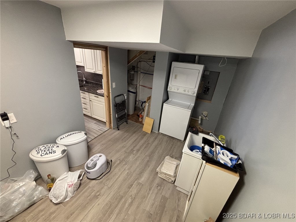 1265 Lick Creek Road Edwards, MO 65326 - Photo 22 of 27 utility room off of kitchen