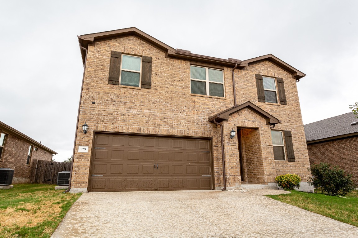 929 Myrna Bend, Leander, TX 78641 Compass