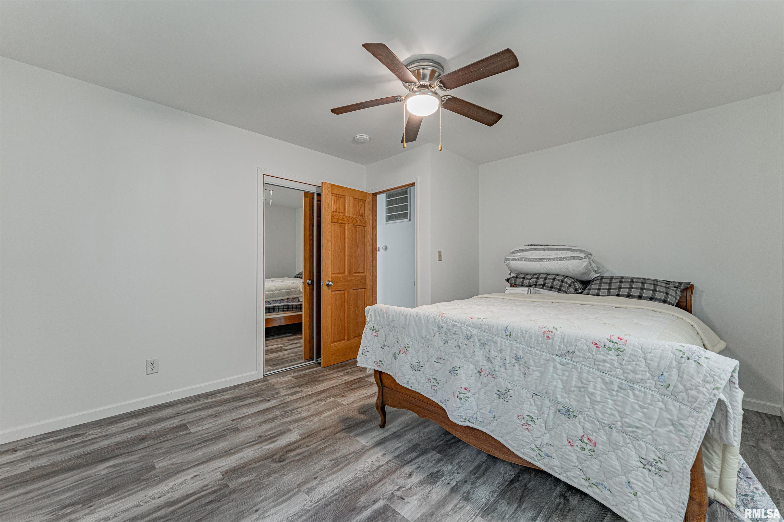 305 Kennedy Road Elkhart, IL 62634 - Photo 14 of 22