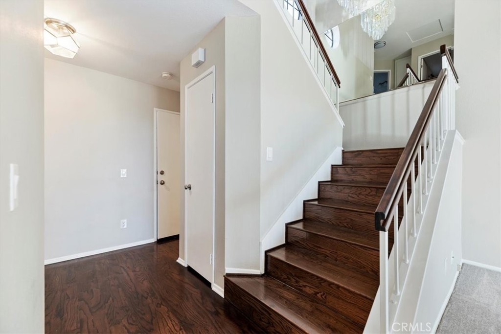 11259 Drake Street Rancho Cucamonga, CA 91701 - Photo 20 of 37 Entry and Stairs