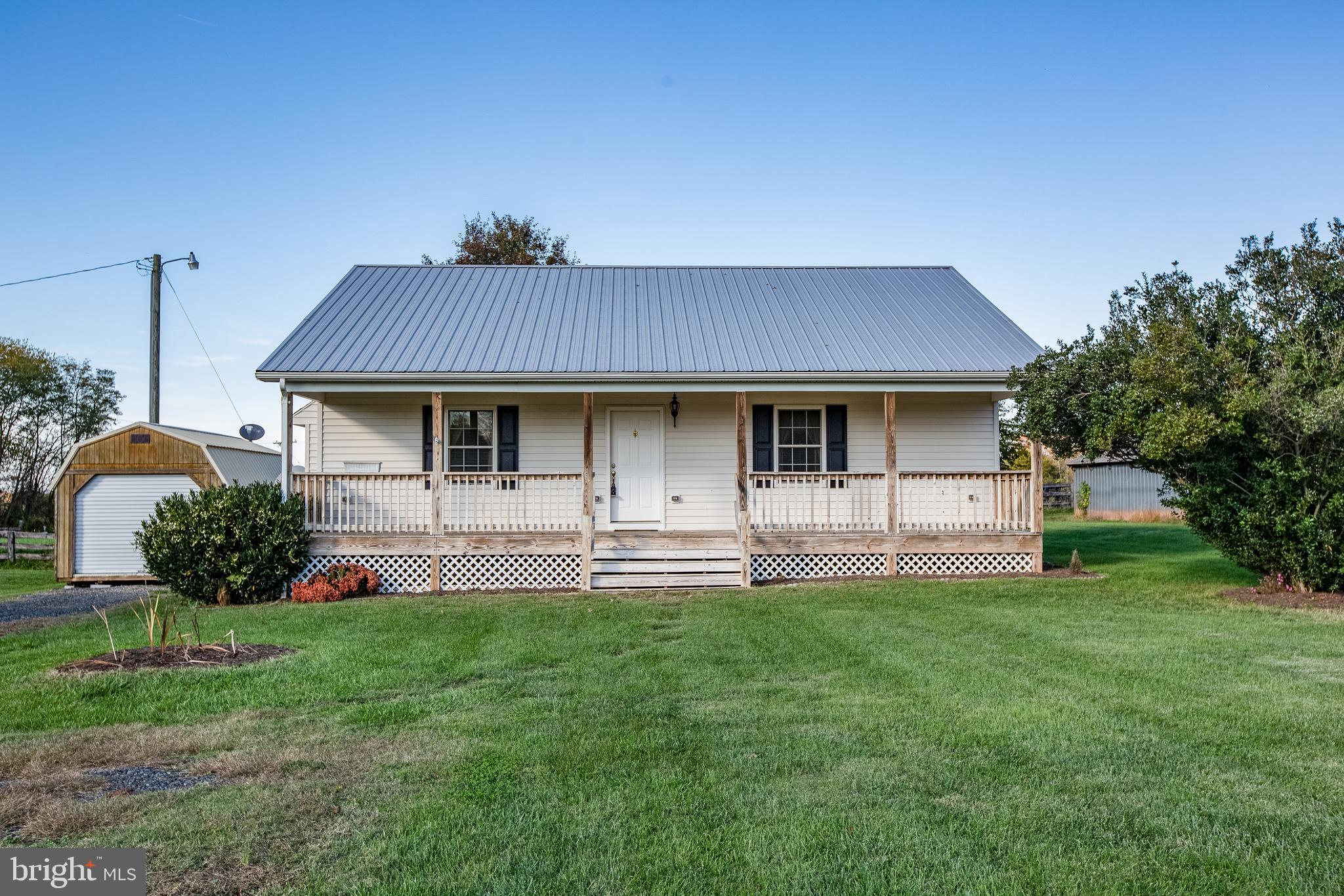 19249 York Road Stevensburg, VA 22741 - Photo 2 of 26 House Front