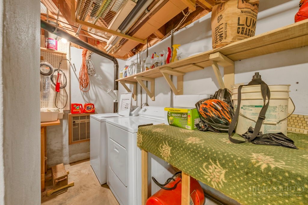 825 Pine Ridge Road Beech Mountain, NC 28604 - Photo 20 of 36