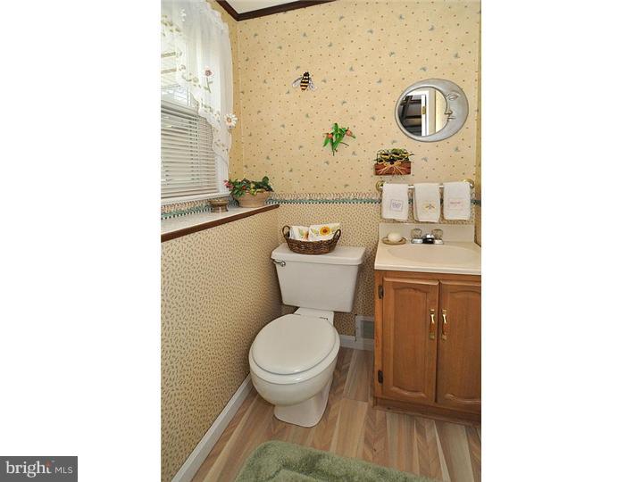 414 Valley View Road Willow Grove, PA 19090 - Photo 21 of 25 Half Bath