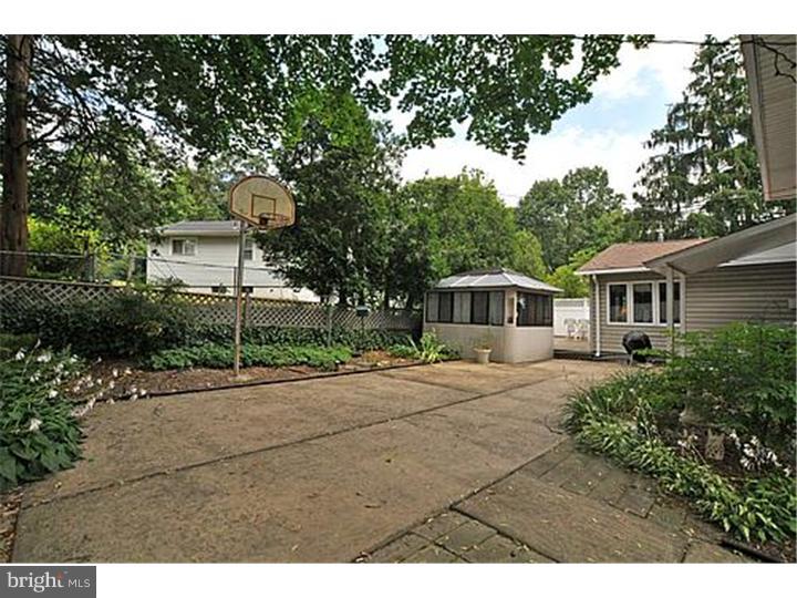 414 Valley View Road Willow Grove, PA 19090 - Photo 25 of 25 Back Yard