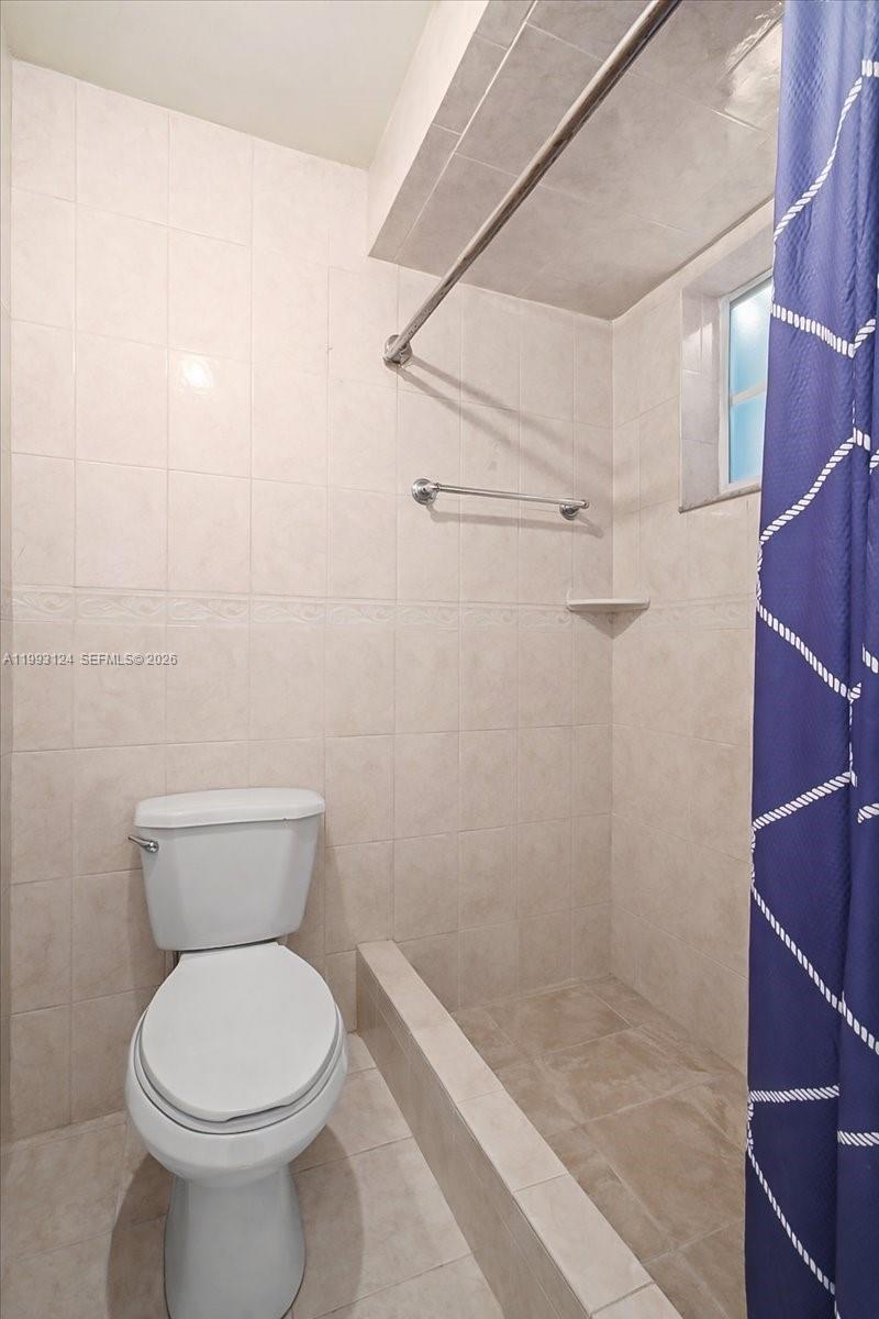 19301 Southwest 123rd Avenue Miami, FL 33177 - Photo 24 of 44