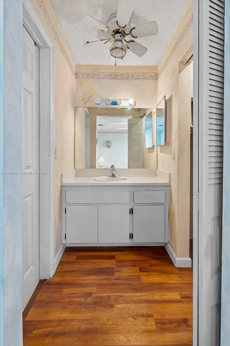 19301 Southwest 123rd Avenue Miami, FL 33177 - Photo 35 of 44