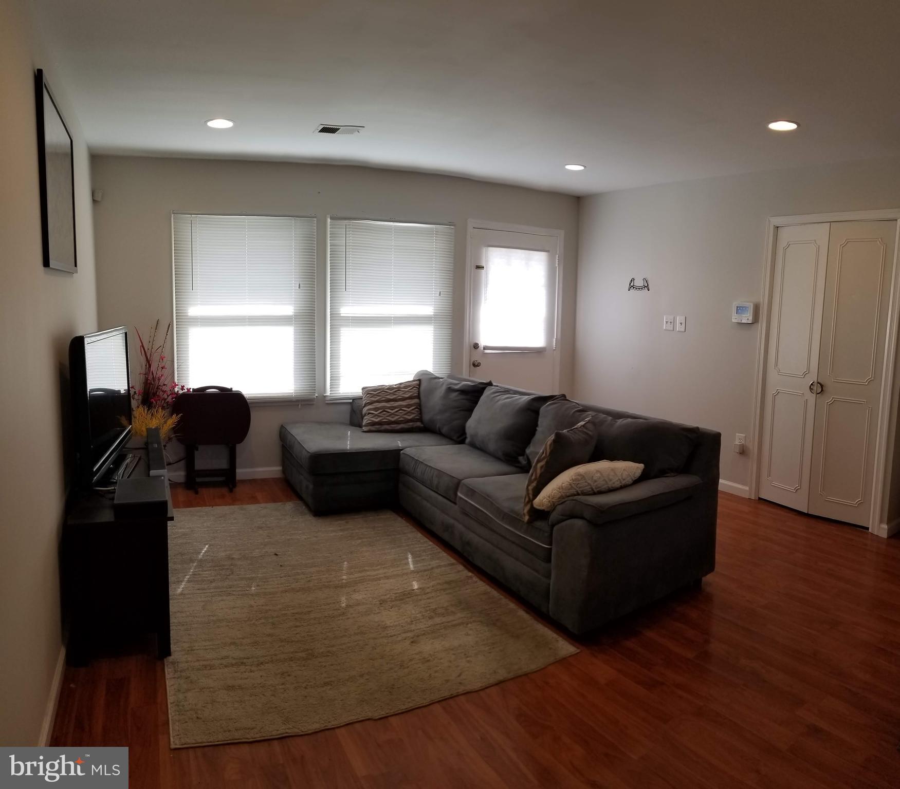 303 East Poplar Road Sterling, VA 20164 - Photo 2 of 12 LIVING ROOM