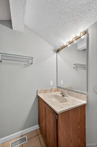 $130,000 | 602 Kipling Way, Unit A, Weldon Spring, MO 63304