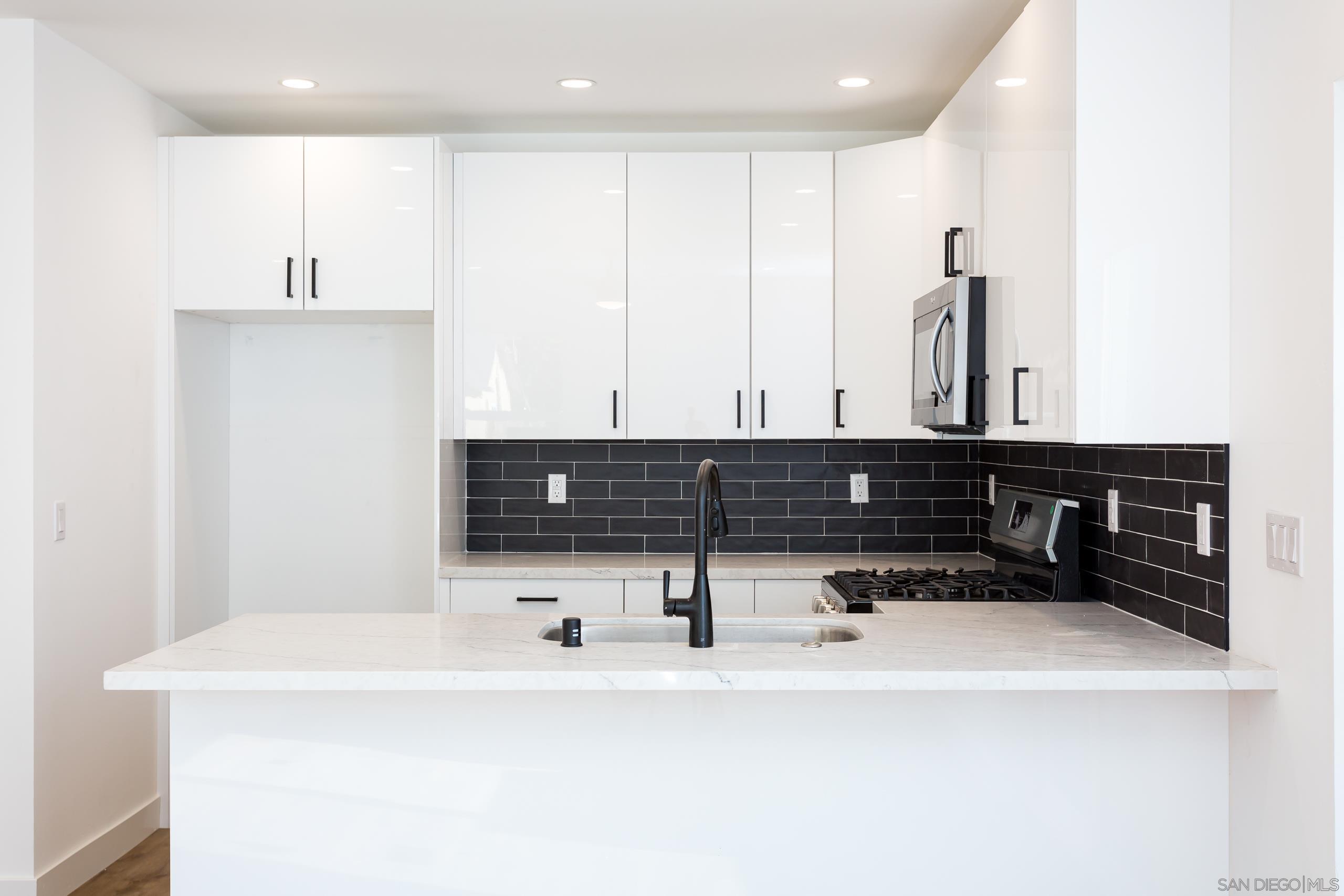 5721 Campanile Way San Diego, CA 92115 - Photo 7 of 59