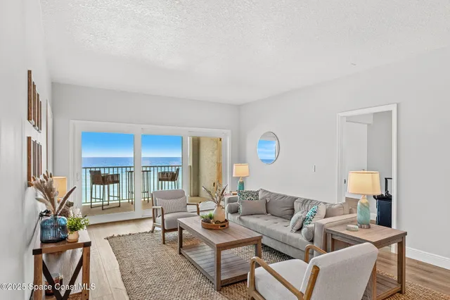 $3,500 | 3037 Highway A1a Melbourne Beach, Unit 3C, Melbourne Beach, FL 32951
