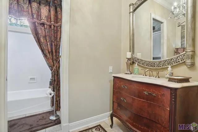 $750,000 | 17230 North Lakeway Avenue, St. George, LA 70810