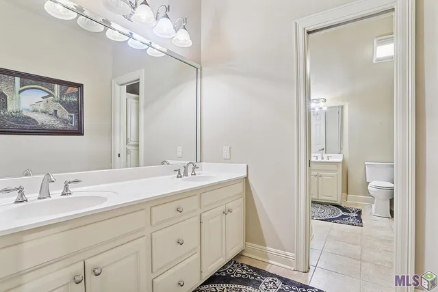 $750,000 | 17230 North Lakeway Avenue, St. George, LA 70810