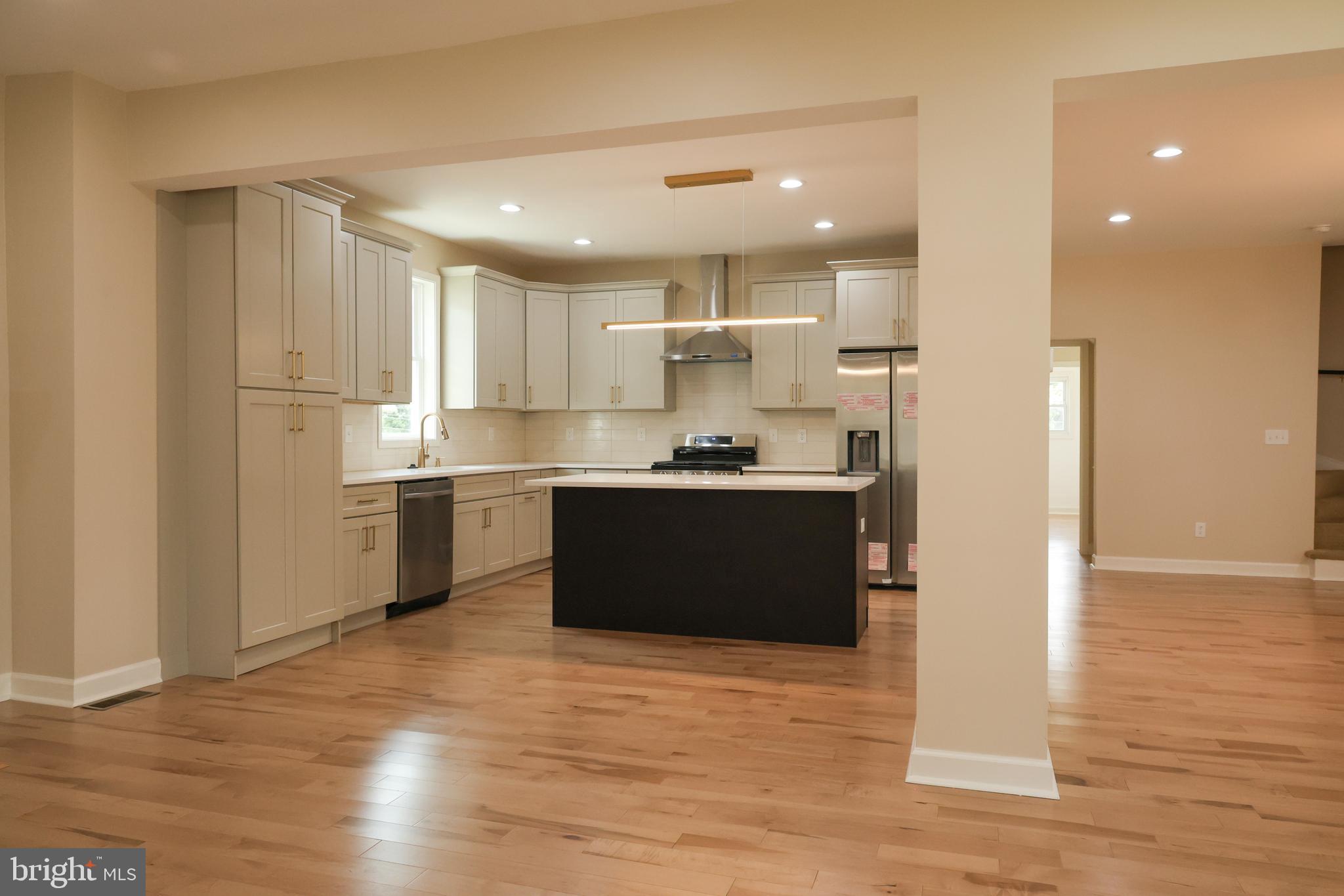 4413 Springdale Avenue Baltimore, MD 21207 - Photo 20 of 87