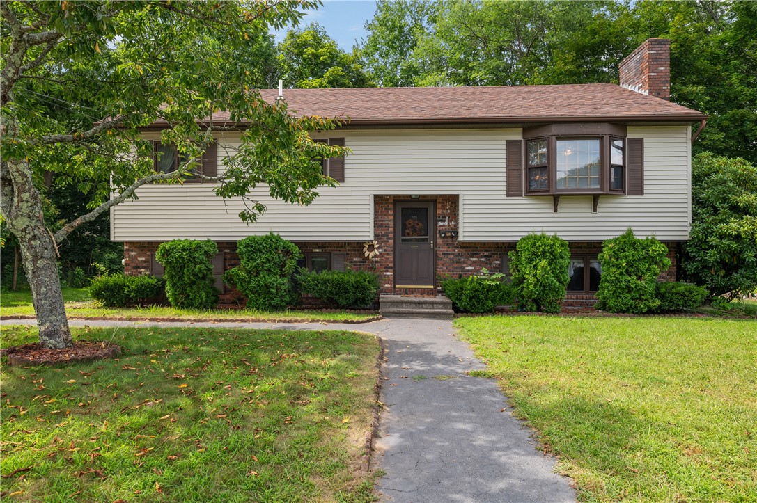 36 Lexington Street Woonsocket, RI 02895 - Photo 1 of 30 Gallery Image 1