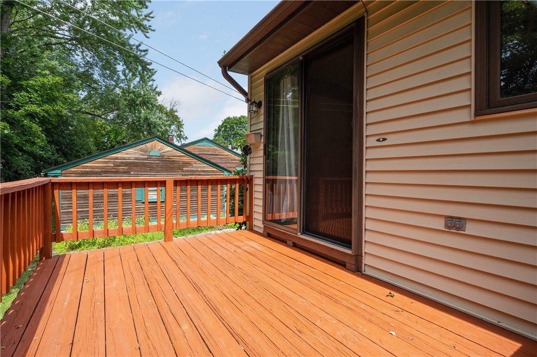36 Lexington Street Woonsocket, RI 02895 - Photo 7 of 30 Gallery Image 7