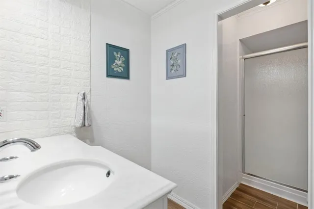 $749,900 | 231 Rancho Vista Drive, Double Oak, TX 75077