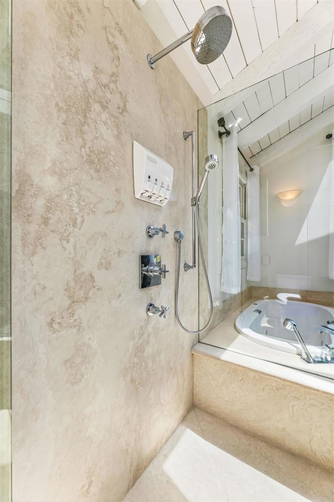 1060 Chantilly Road Los Angeles, CA 90077 - Photo 25 of 72 Gallery Image 25