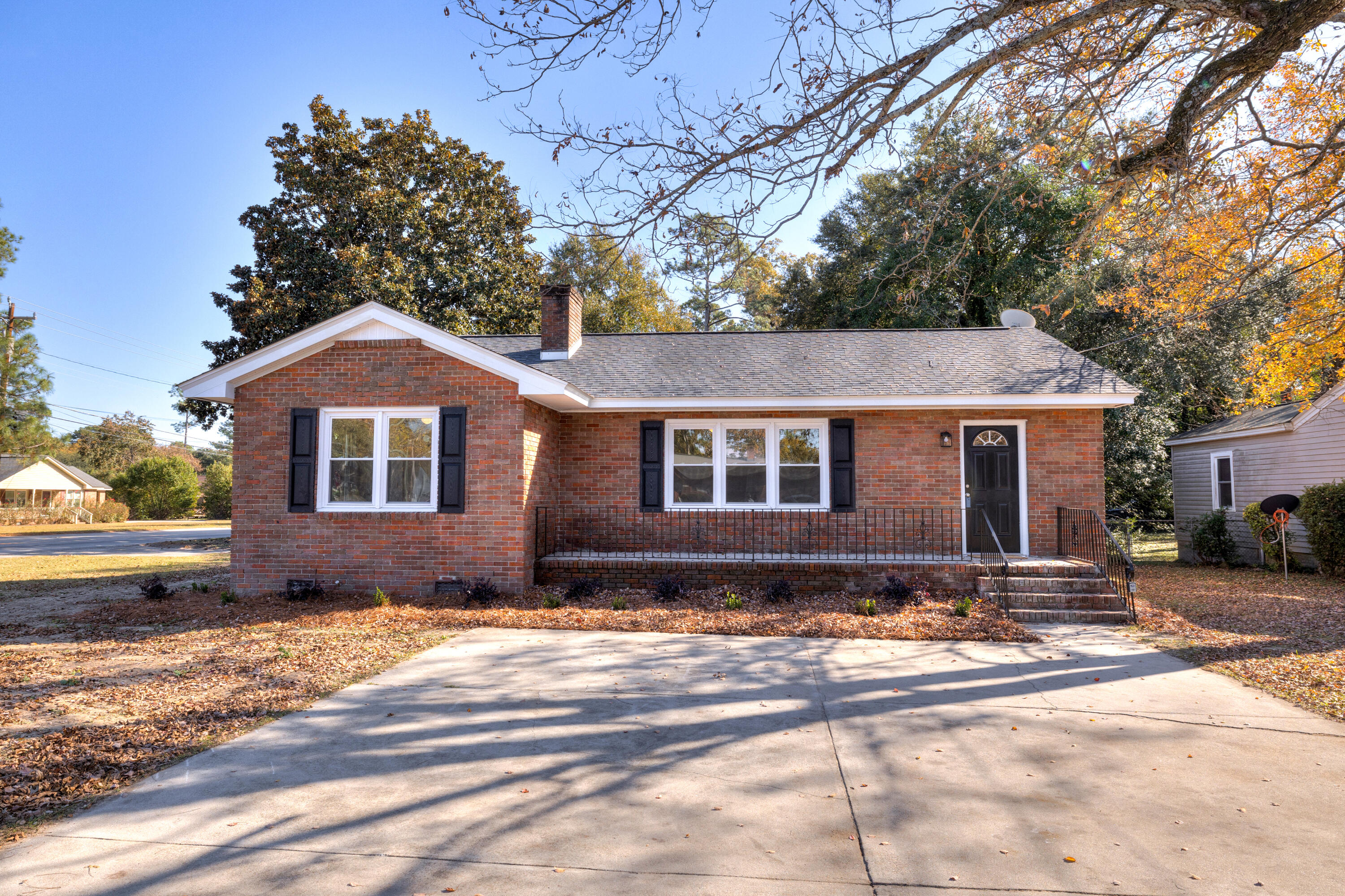 402 Adams Avenue Sumter, SC 29150 - Photo 1 of 38
