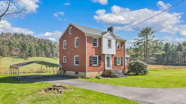 $264,950 | 10388 Bent Mountain Road, Bent Mountain, VA 24059