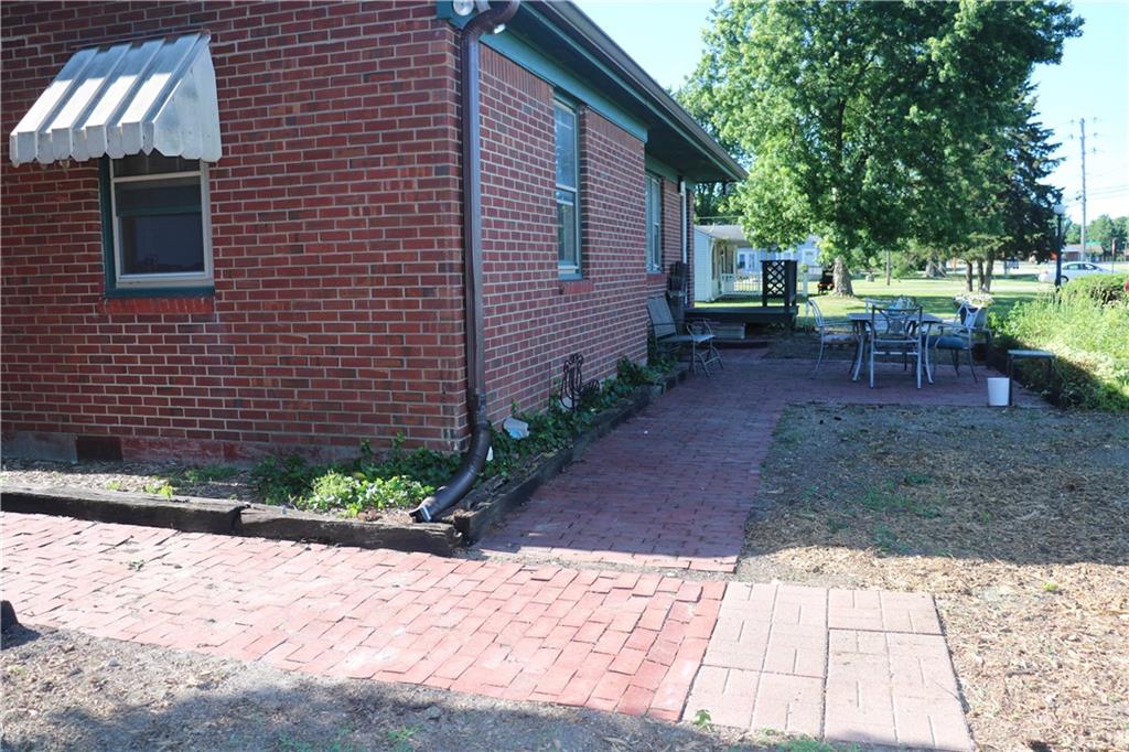 310 South Post Road Indianapolis, IN 46219 - Photo 5 of 44 Gallery Image 5