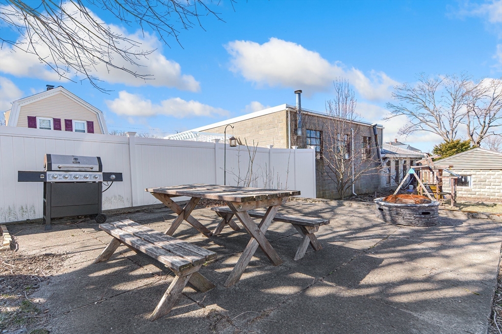 47 Pelican Road Quincy, MA 02169 - Photo 23 of 28 Gallery Image 23