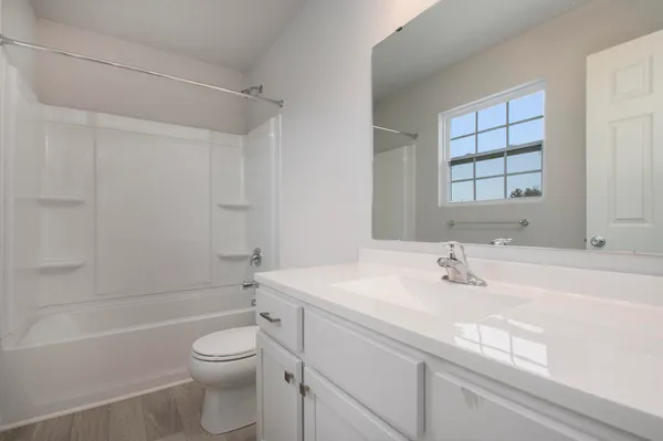 $344,900 | 1005 Foxglove Avenue, Vicksburg, MI 49097