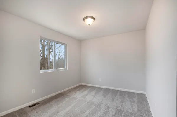 $344,900 | 1005 Foxglove Avenue, Vicksburg, MI 49097