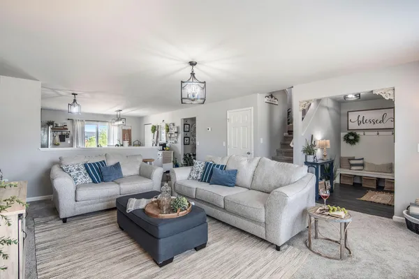 $344,900 | 1005 Foxglove Avenue, Vicksburg, MI 49097