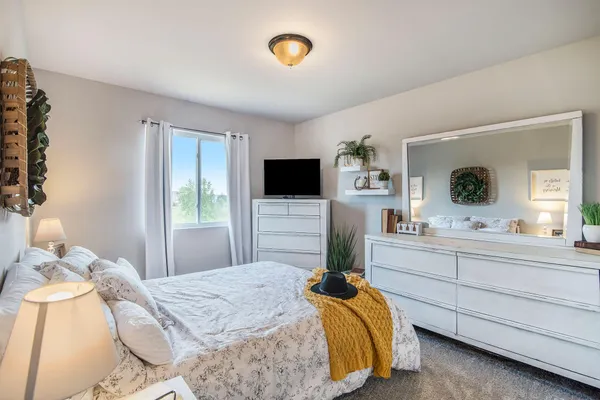 $344,900 | 1005 Foxglove Avenue, Vicksburg, MI 49097