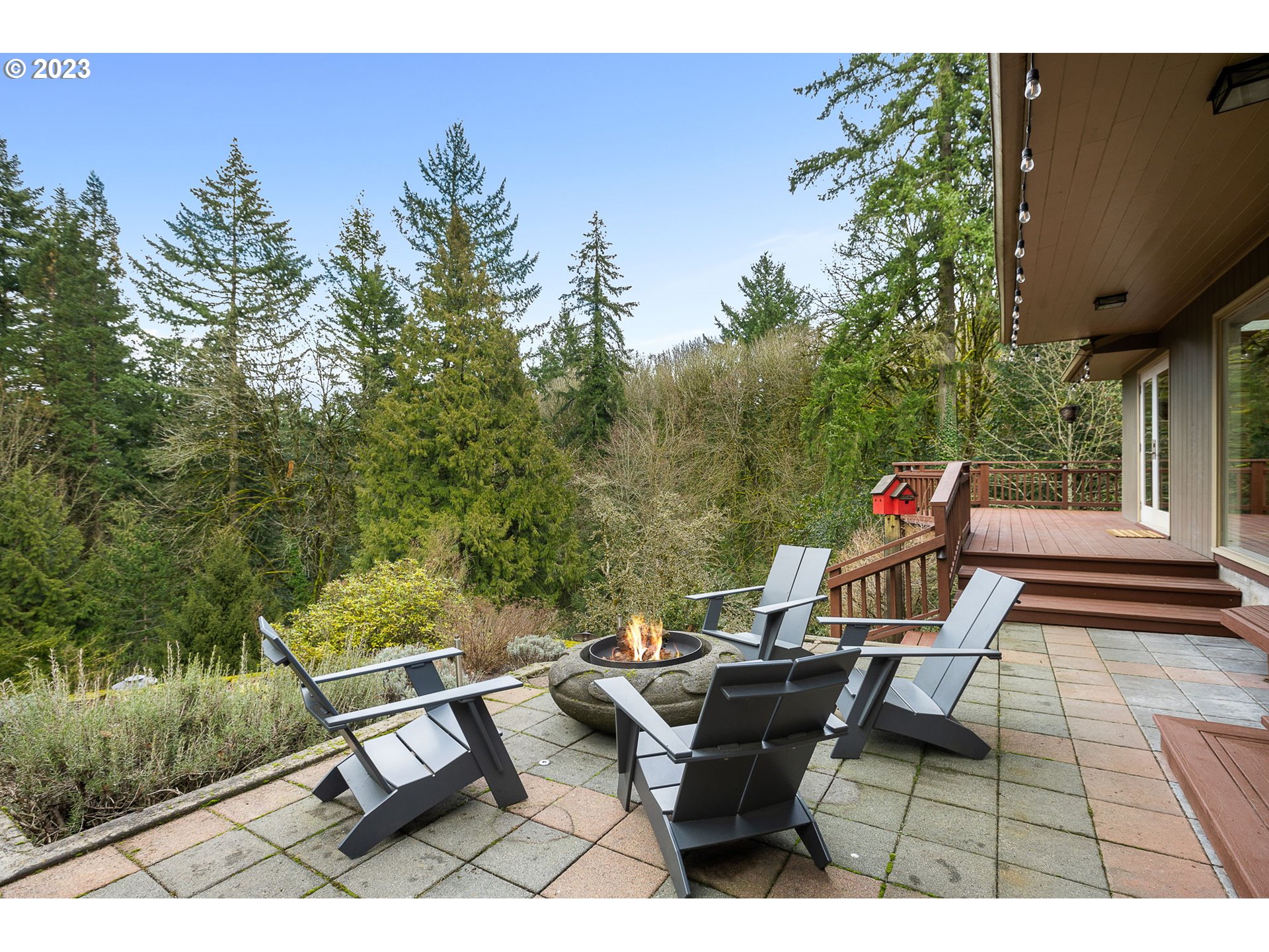 2280 Southwest Humphrey Park Road Portland, OR 97221 - Photo 27 of 31 Gallery Image 27