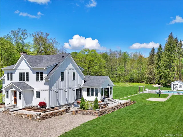 $1,250,000 | 6 Byrds Hill Road, Pawling, NY 12564
