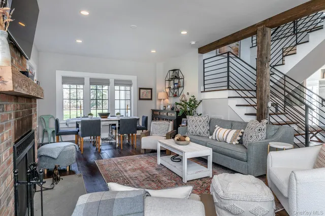 $1,250,000 | 6 Byrds Hill Road, Pawling, NY 12564