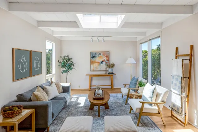 $1,330,000 | 229 7th Street, Pacific Grove, CA 93950