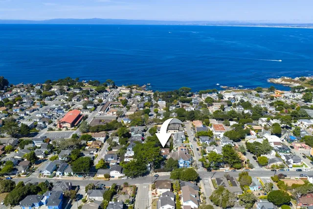 $1,330,000 | 229 7th Street, Pacific Grove, CA 93950