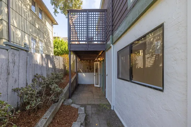 $1,330,000 | 229 7th Street, Pacific Grove, CA 93950