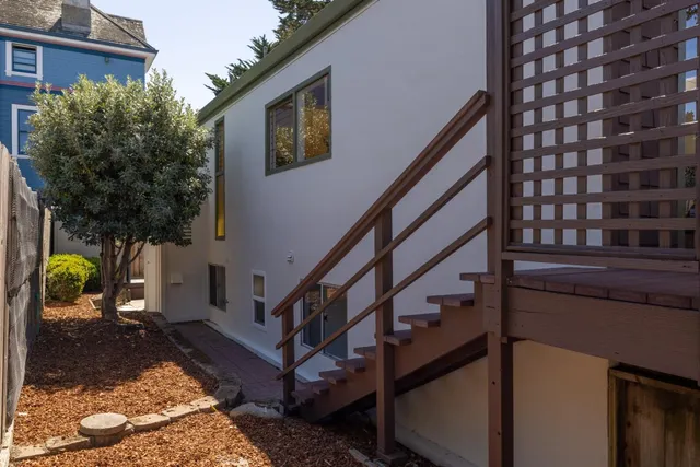 $1,330,000 | 229 7th Street, Pacific Grove, CA 93950