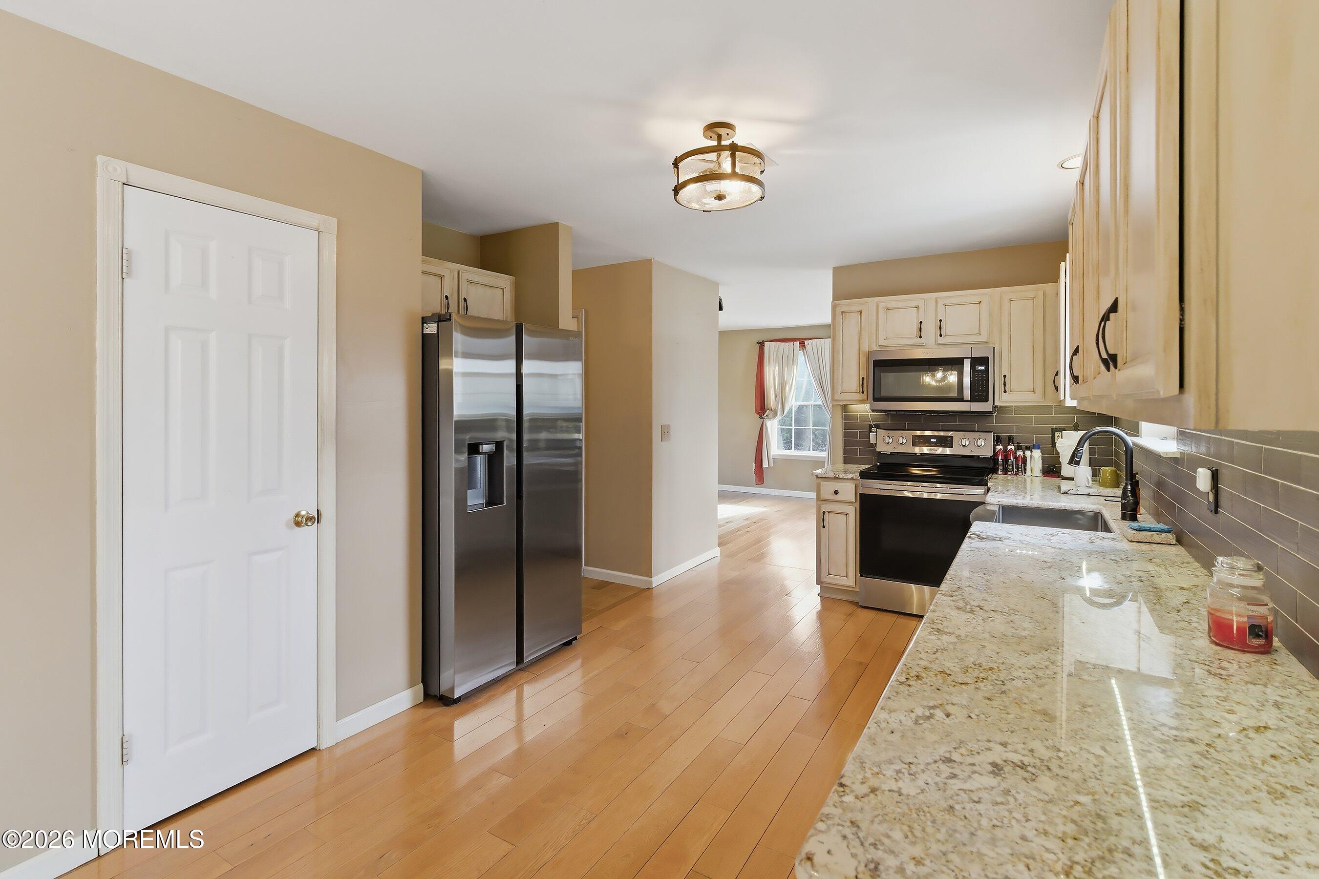 215 Bennetts Mills Road Jackson, NJ 08527 - Photo 8 of 31 12-Kitchen 1C