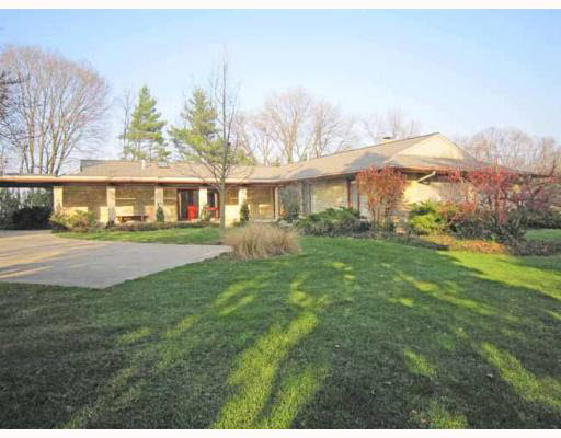 13622 Ireland Road Mishawaka, IN 46544 - Photo 1 of 12 Gallery Image 1