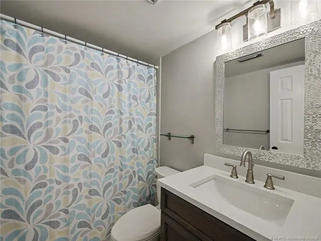 $2,000 | 166 Southeast St Lucie Boulevard, Unit 404D, Stuart, FL 34996