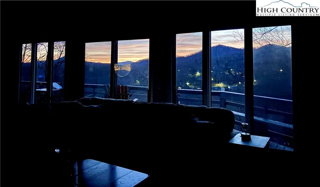 $569,900 | 555 Glenview Road, Newland, NC 28657