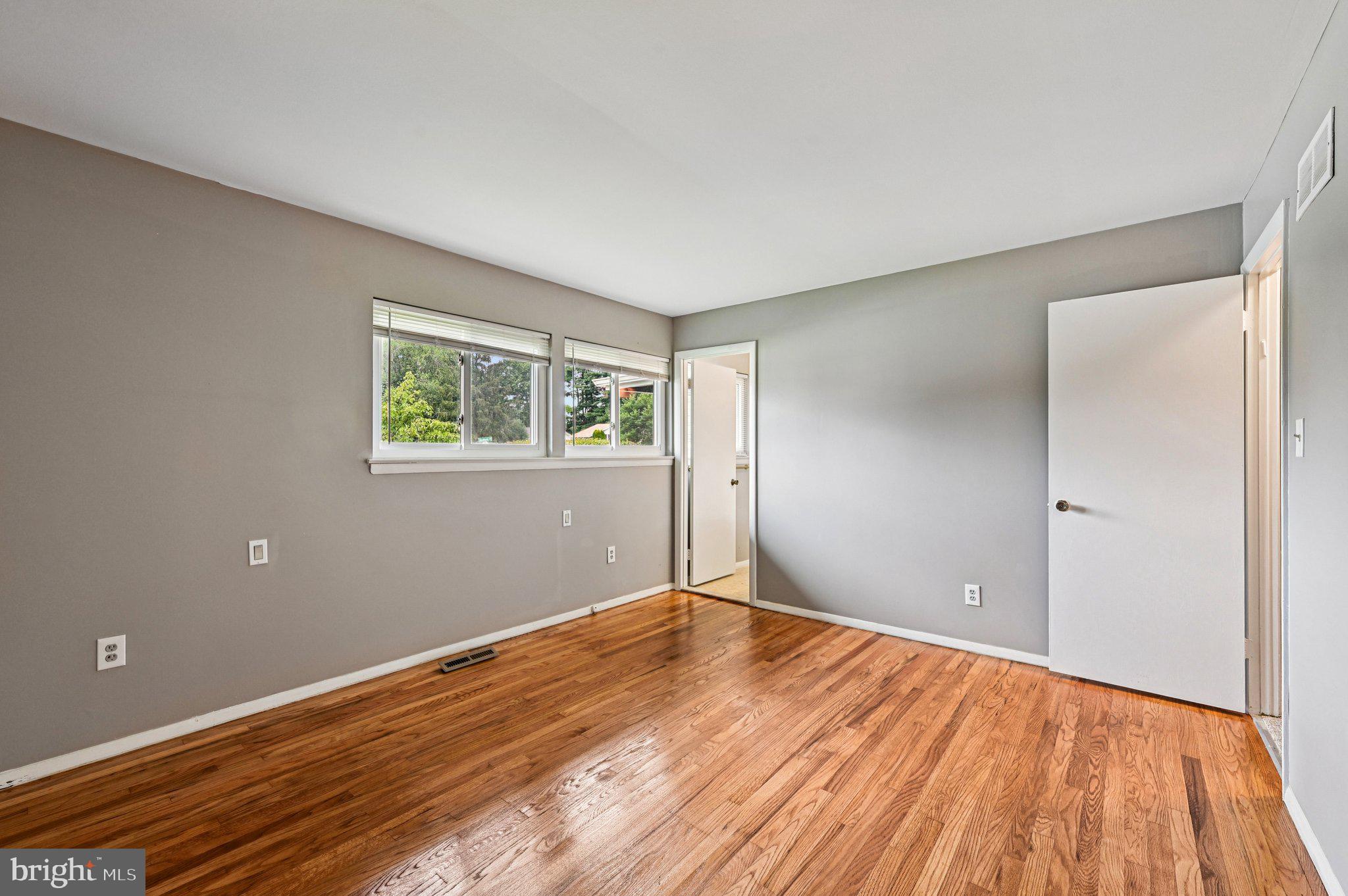 3947 Setonhurst Road Baltimore, MD 21208 - Photo 17 of 27